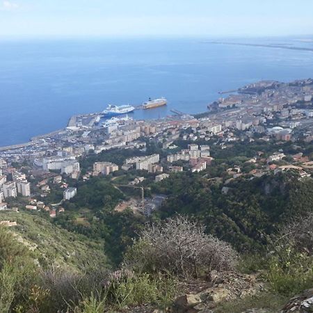 فيلا Ribellu باستيا المظهر الخارجي الصورة